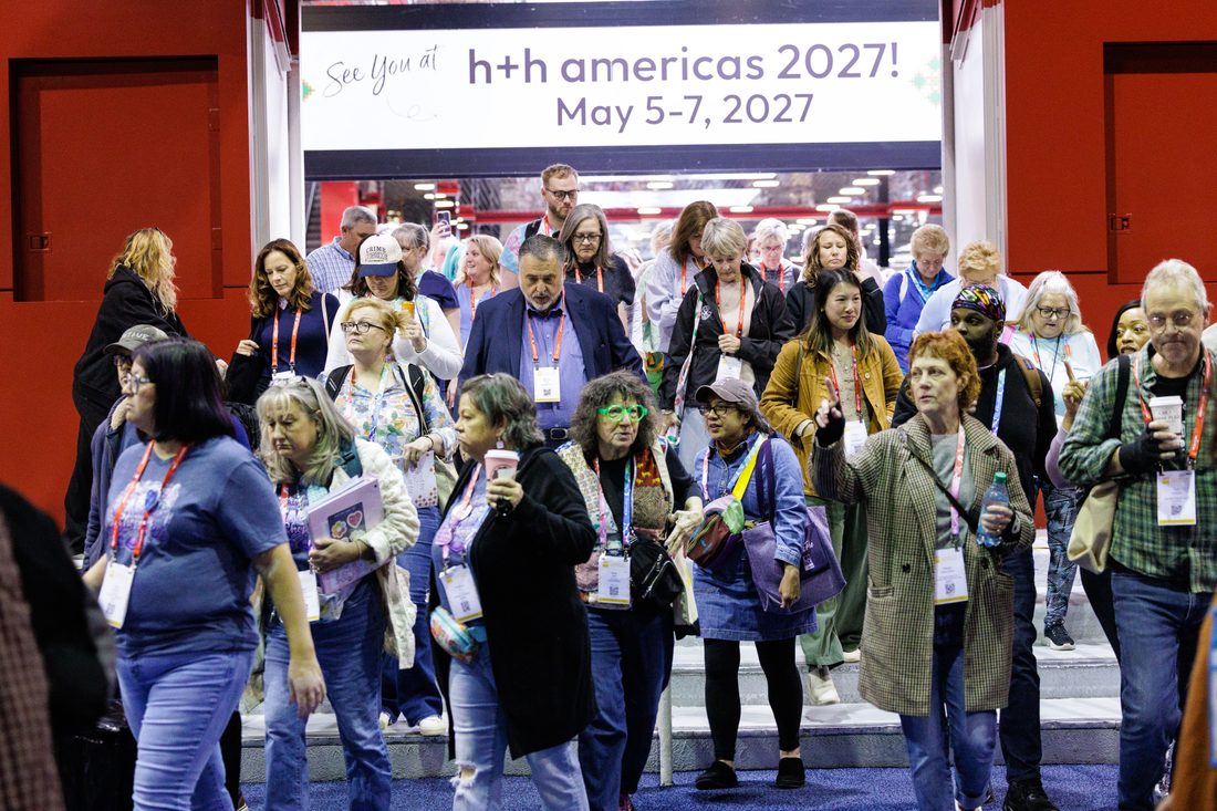 Attendees arriving on the h+h americas show floor