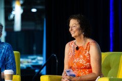 EMC11976